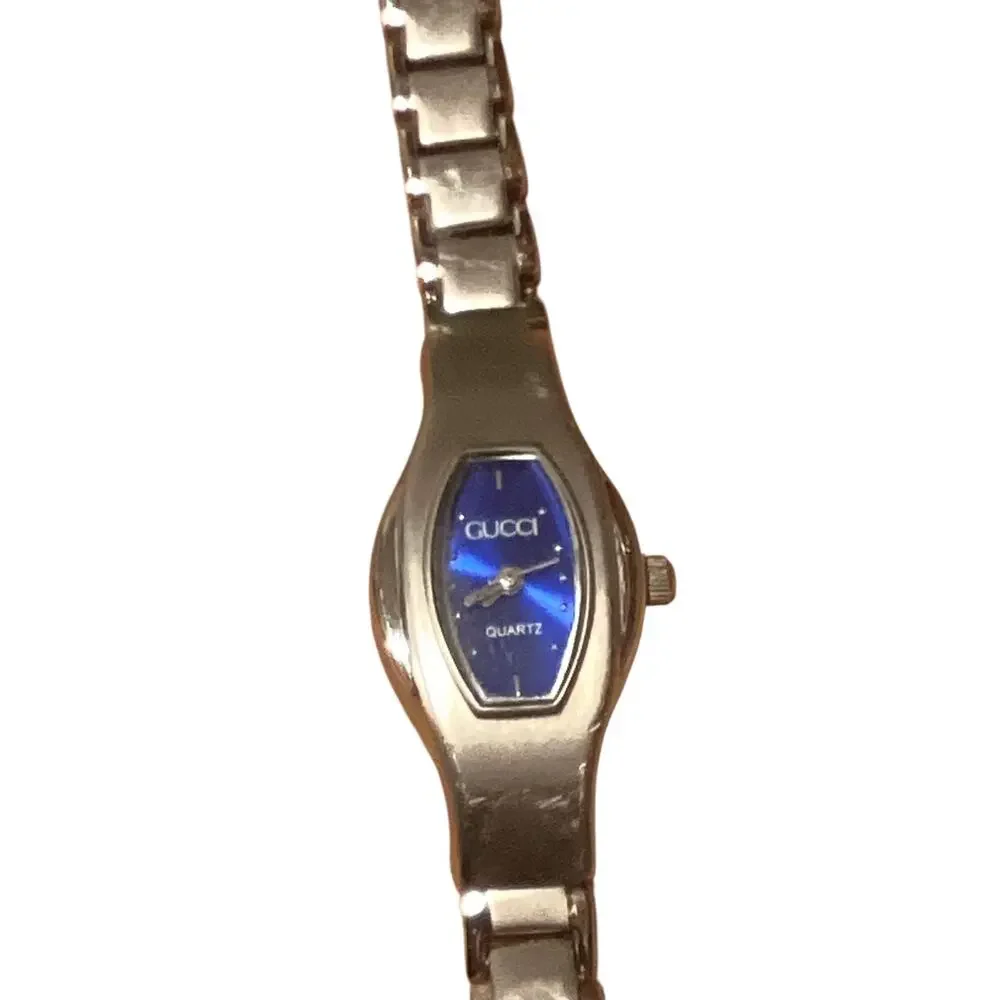 Vintage Gucci Silver Shield Case Watch Blue Dial Quartz